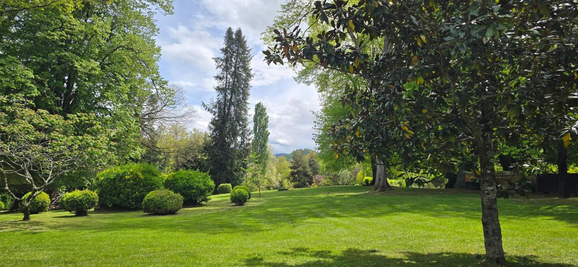 Hotel Logis - Chateau De Beauregard Saint-Girons  Esterno foto