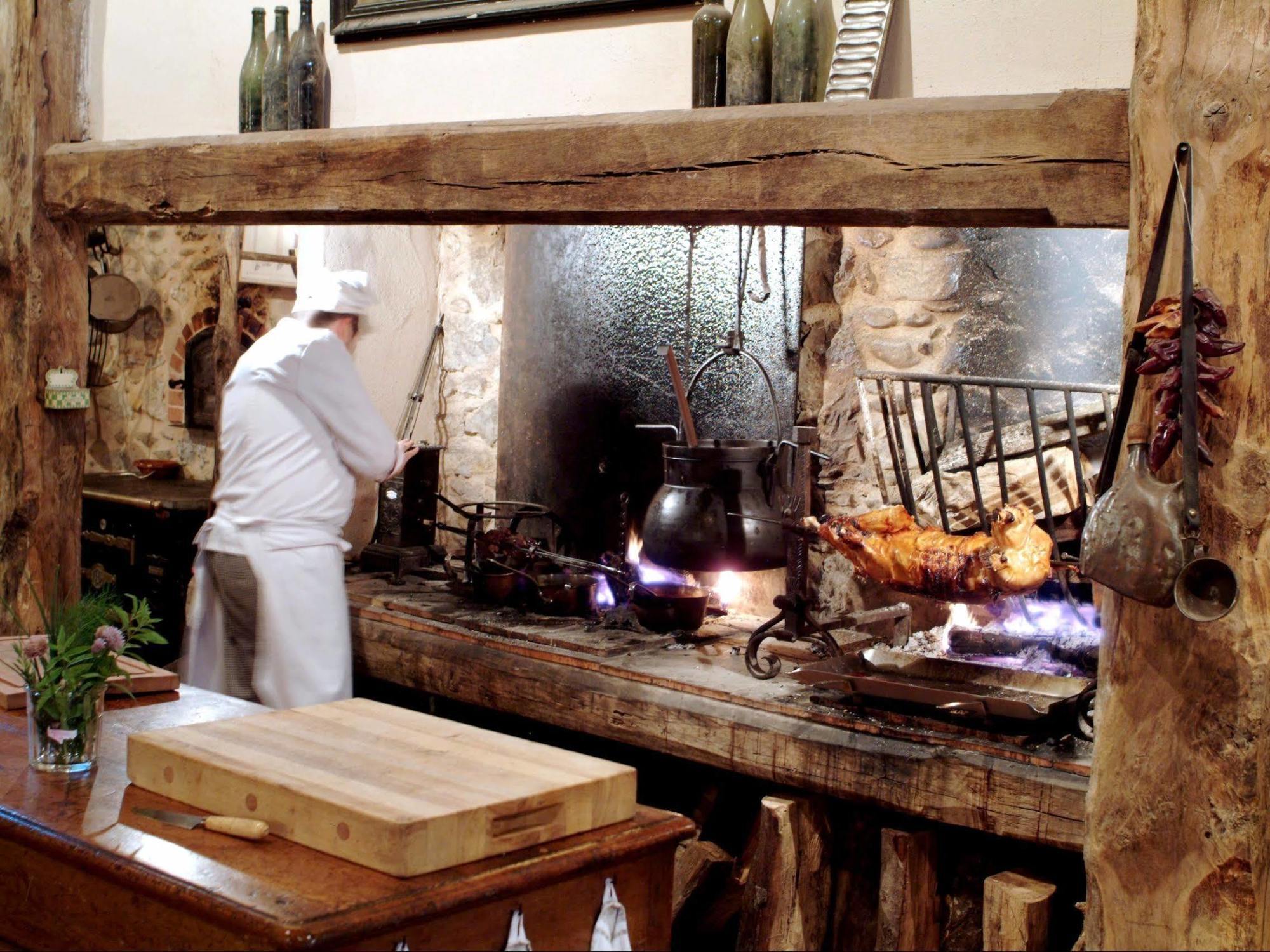 Hotel Logis - Chateau De Beauregard Saint-Girons  Esterno foto